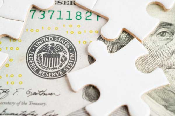 主次节奏：原油小幅回落，重归区间震荡节奏